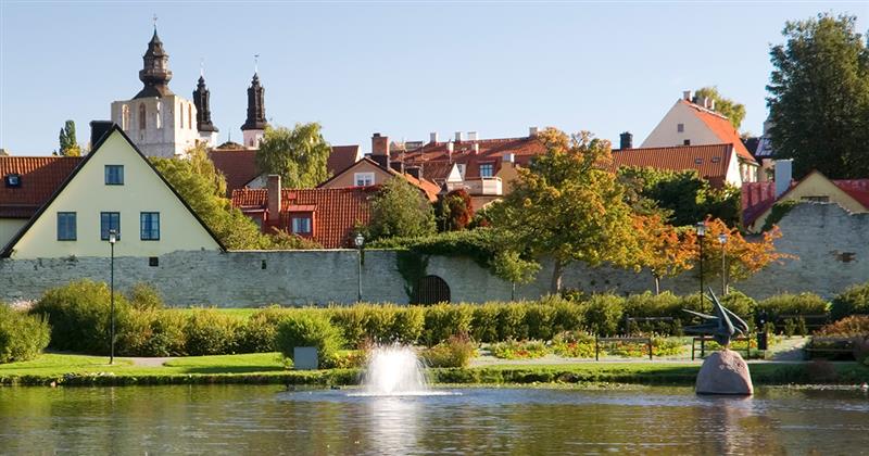 Almedalen i Visby. 